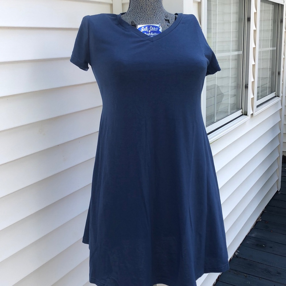 Because We ALL need a comfy tee dress 👗these daz!